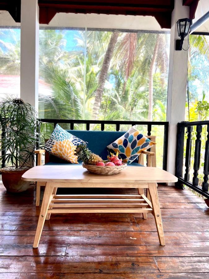 - Outdoor Net On The - Working Desk * Lipa Noi